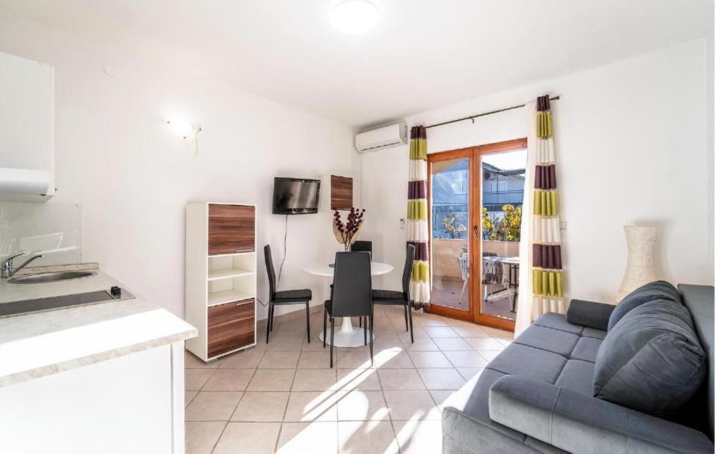 Apartments Busic Biograd Na Moru Exterior photo